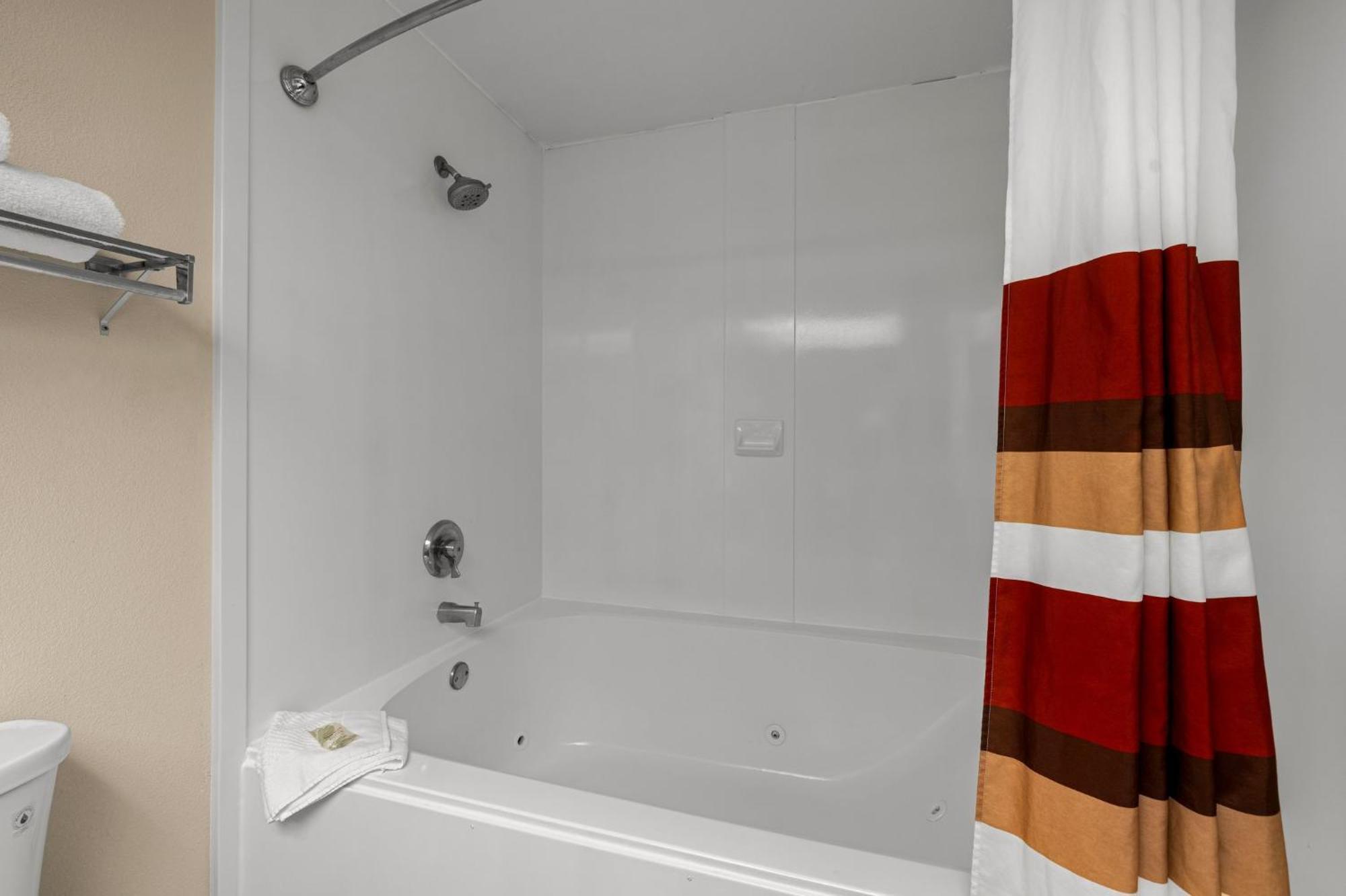 Red Roof Inn & Suites Albany, Ga Bagian luar foto