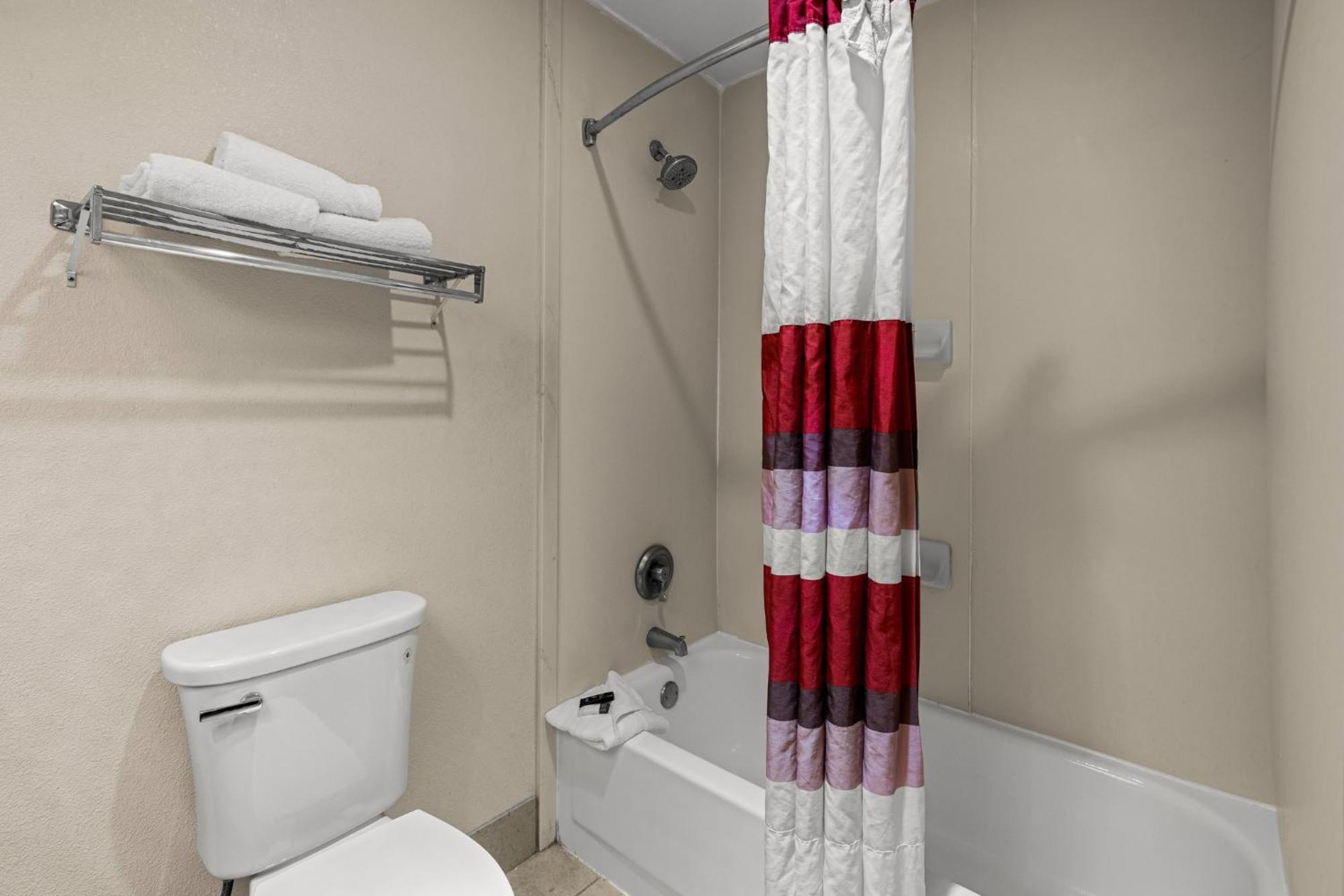 Red Roof Inn & Suites Albany, Ga Bagian luar foto
