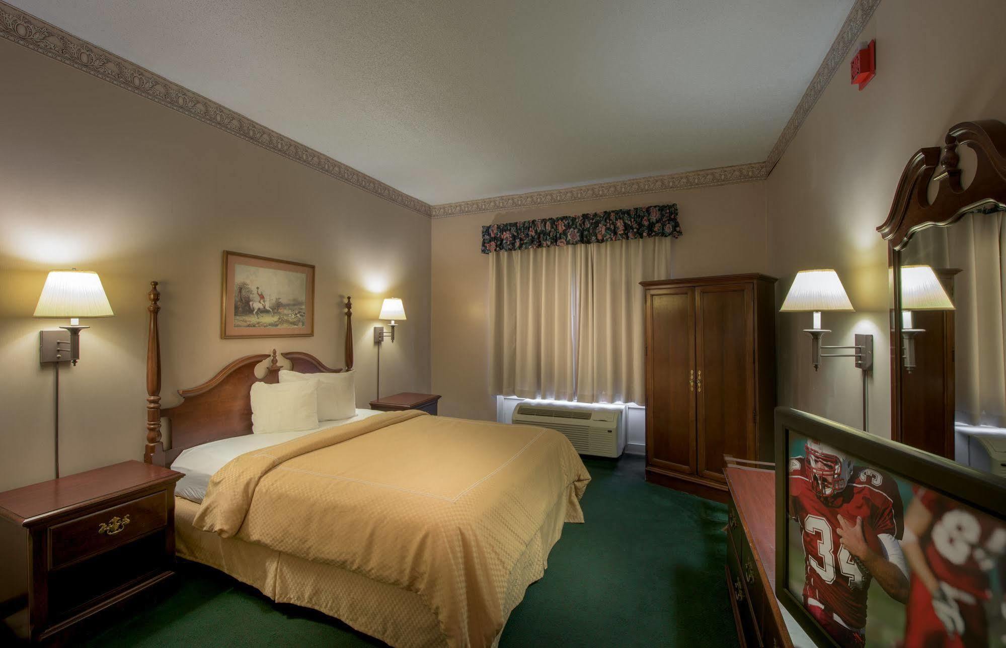 Red Roof Inn & Suites Albany, Ga Bagian luar foto